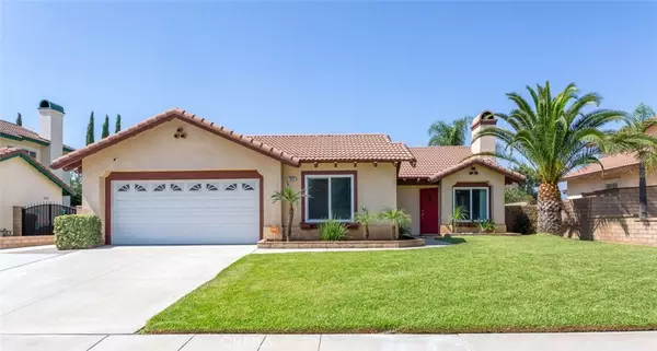 Fontana, CA 92336,7672 Evergreen LN