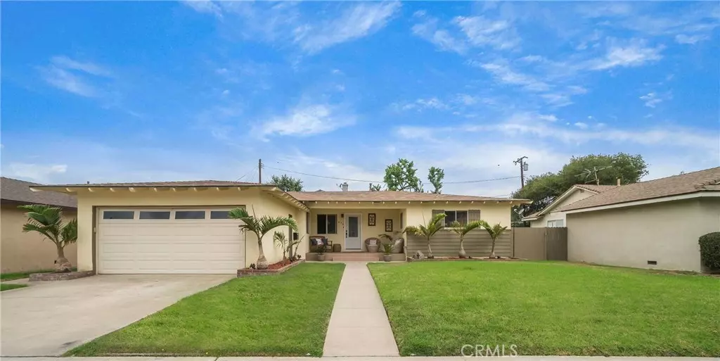 434 S Lilac LN, Orange, CA 92868