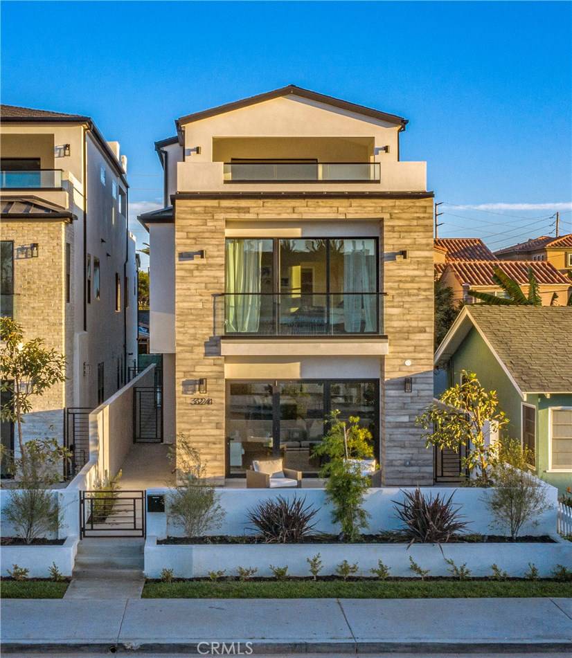 324 3rd, Huntington Beach, CA 92648
