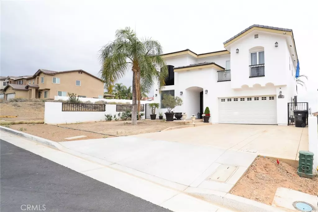 Corona, CA 92881,1727 Duncan WAY