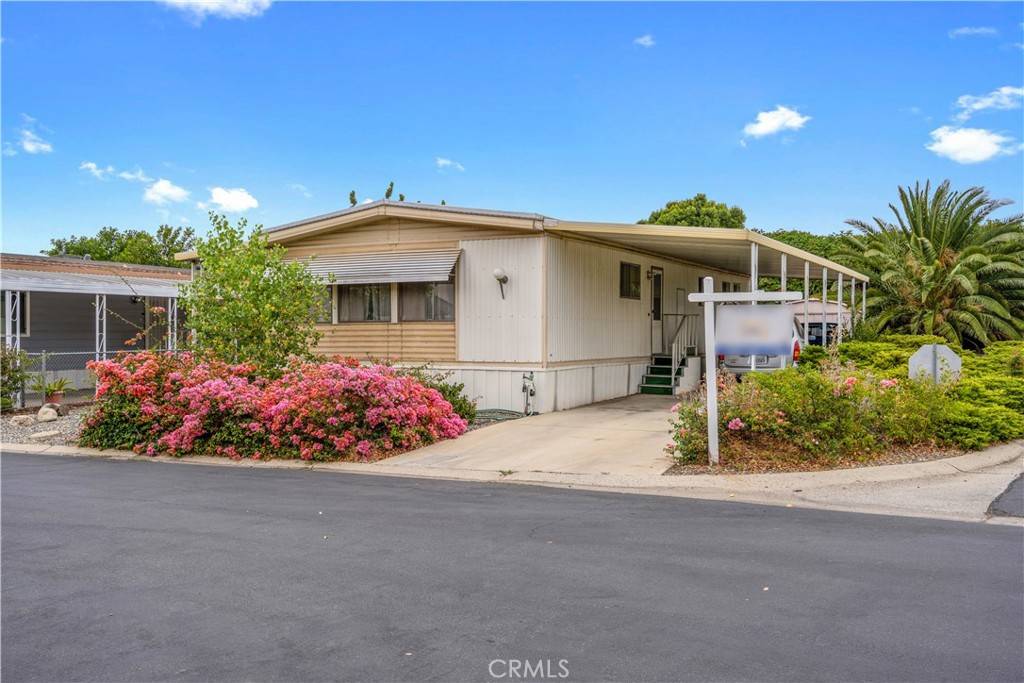 Corona, CA 92882,1445 Rainbrook WAY