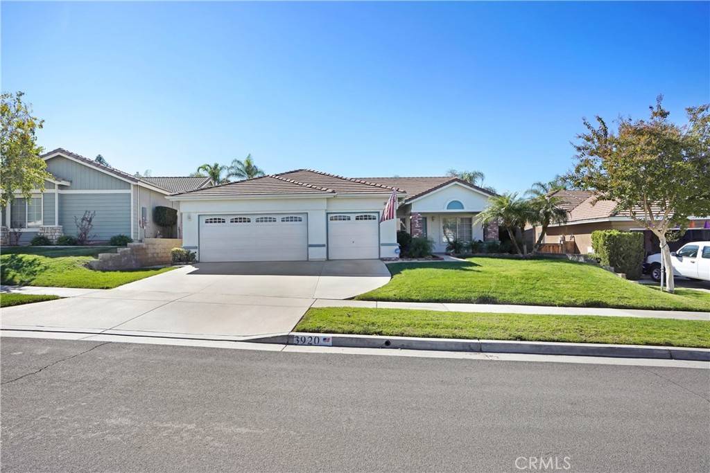 Corona, CA 92883,3920 Pine Valley WAY