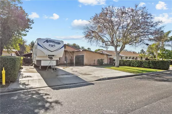 Covina, CA 91722,16136 E Clovermead ST