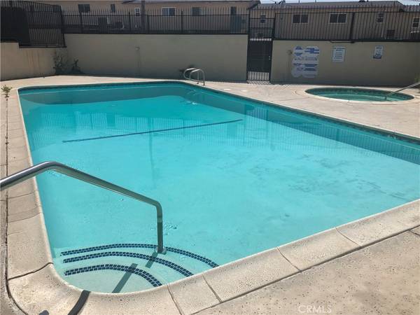 San Bernardino, CA 92404,3762 Oxford LN #3