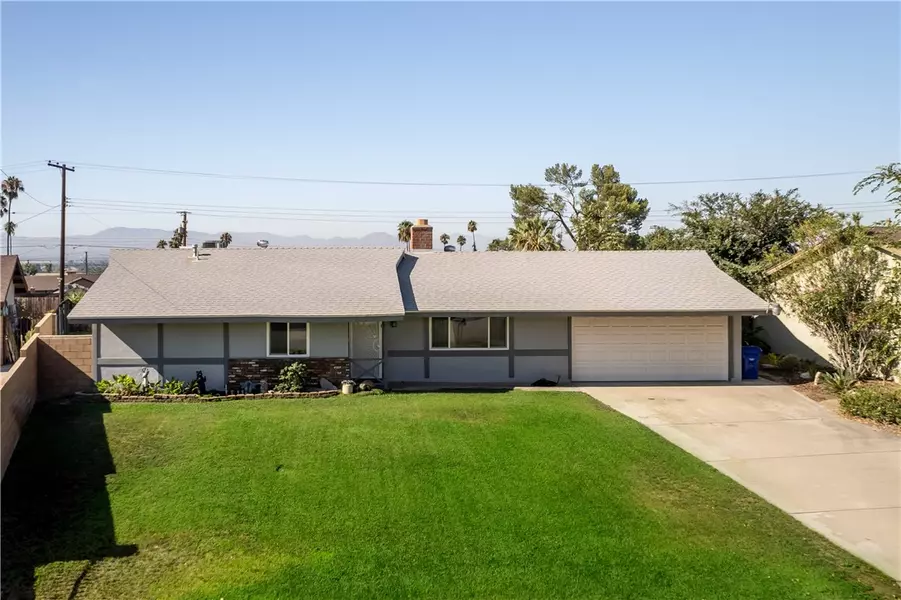 26245 Jonquil ST, Highland, CA 92346