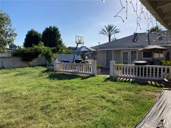 Bellflower, CA 90706,13928 Gardenland AVE