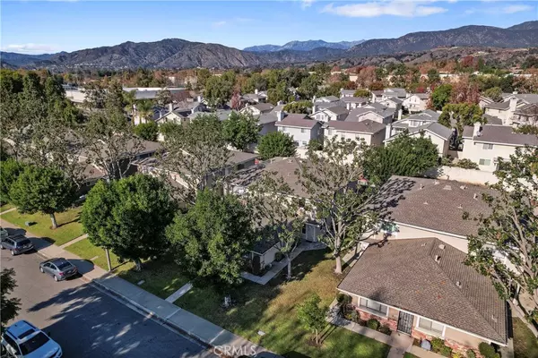 La Verne, CA 91750,2439 College LN #2