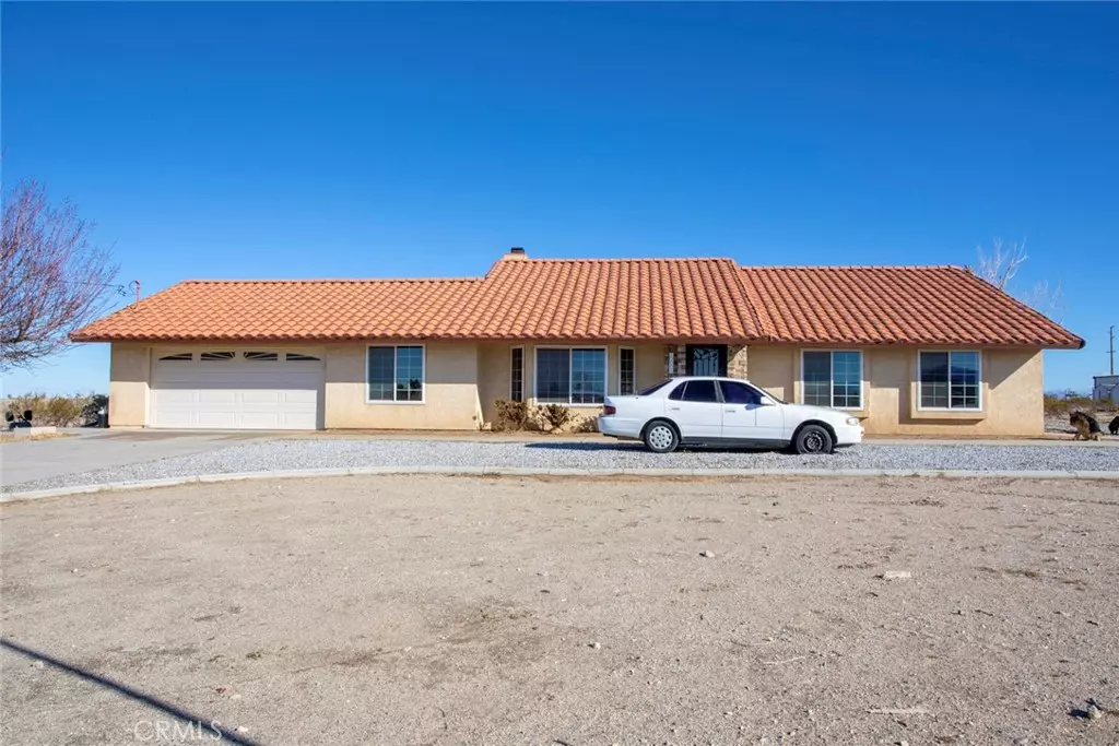 Phelan, CA 92371,13053 Rosa Vista RD