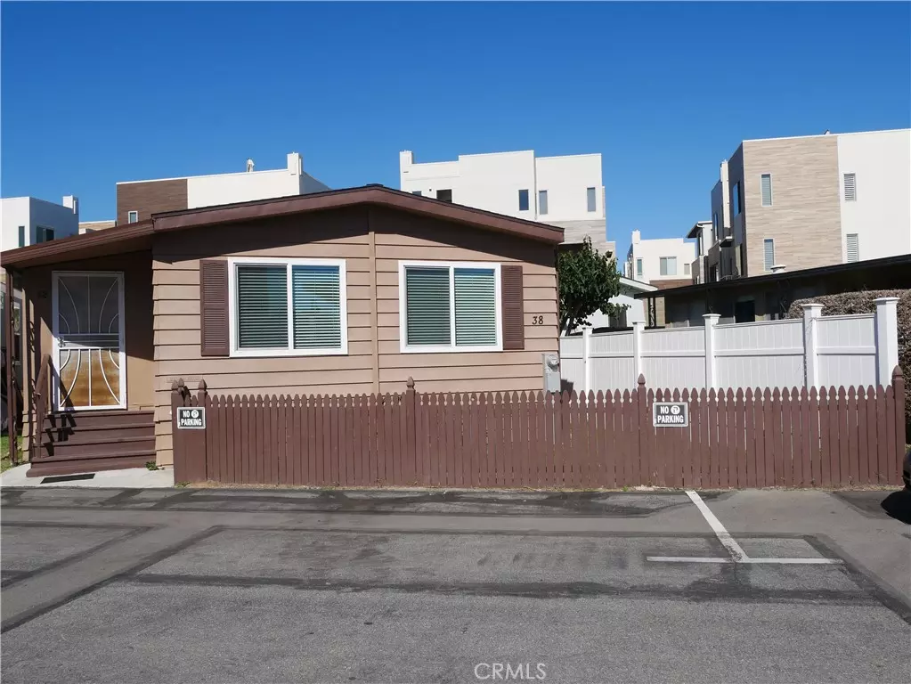 Newport Beach, CA 92663,1535 Superior AVE #38