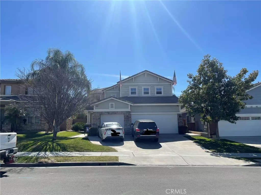 Yucaipa, CA 92399,33917 Lake Breeze DR