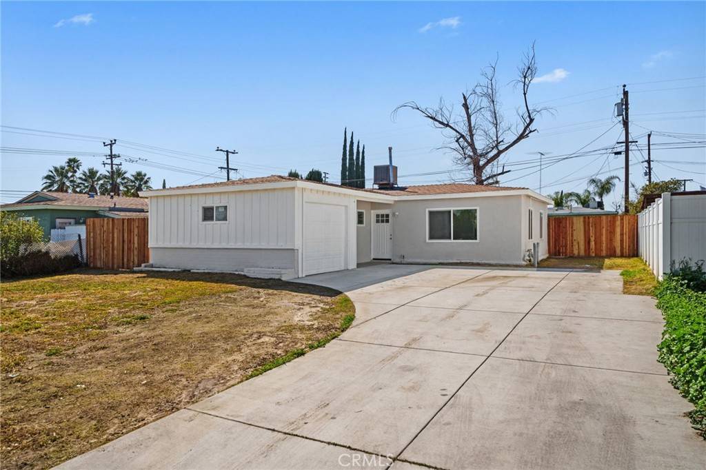112 N Encina AVE, Rialto, CA 92376