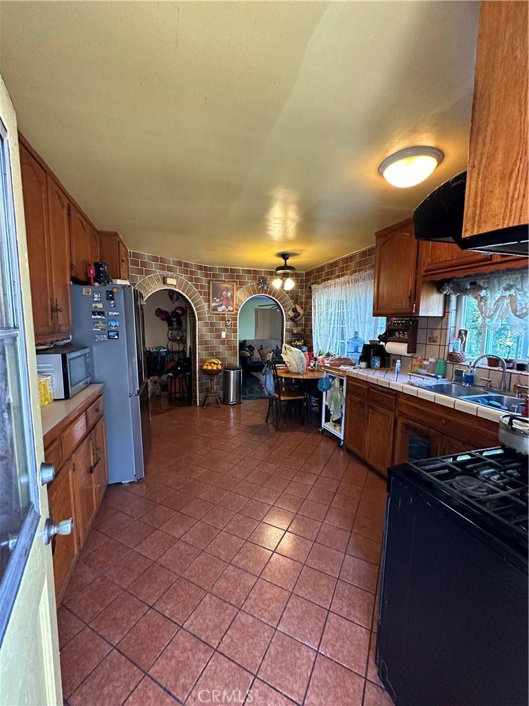Los Angeles, CA 90063,1300 Van Pelt AVE