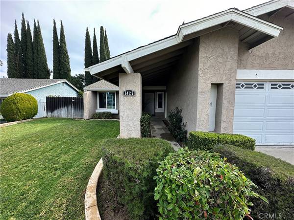 Corona, CA 92882,1427 Garnet ST