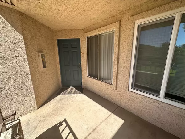 Corona, CA 92879,1005 Vista Del Cerro DR #208