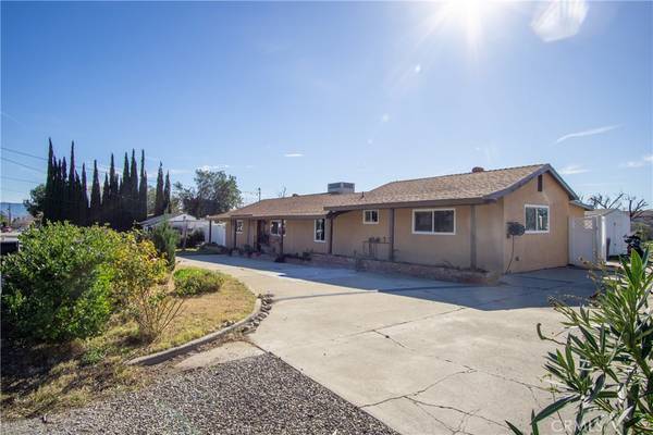 1591 W Persimmon ST, Rialto, CA 92377