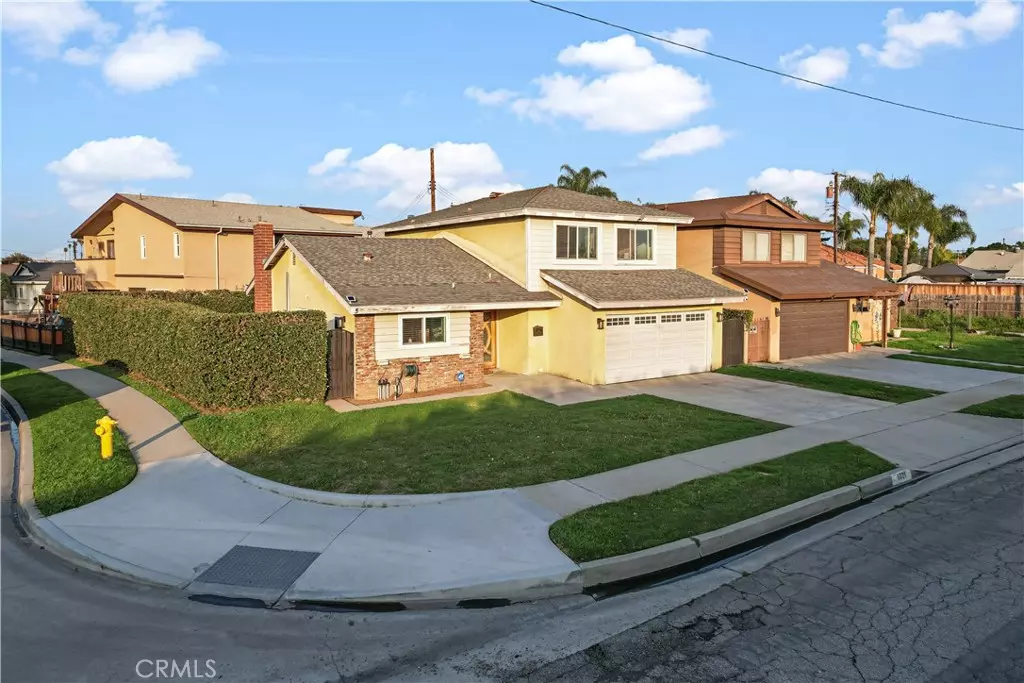 Downey, CA 90240,9321 Brookpark RD