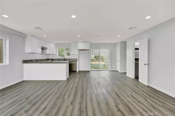 Jurupa Valley, CA 92509,6811 Sedona DR