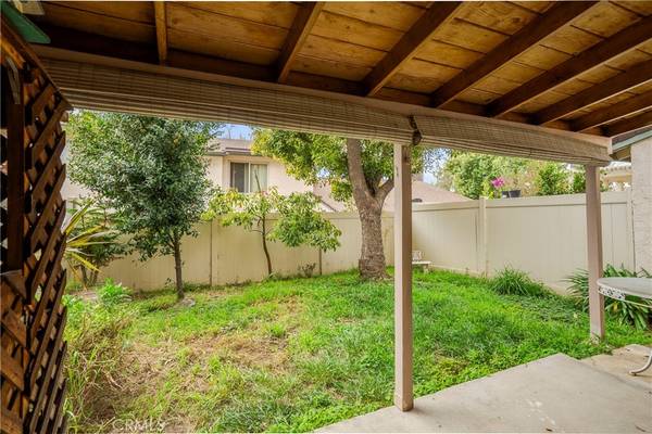 Azusa, CA 91702,806 E Pepper Tree DR