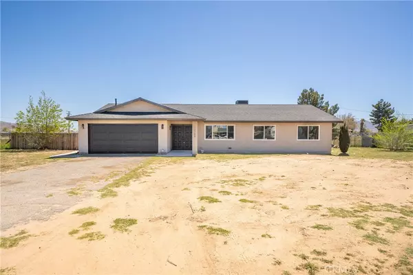 13789 Lakota RD, Apple Valley, CA 92307