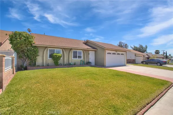 Fontana, CA 92335,15321 El Molino ST