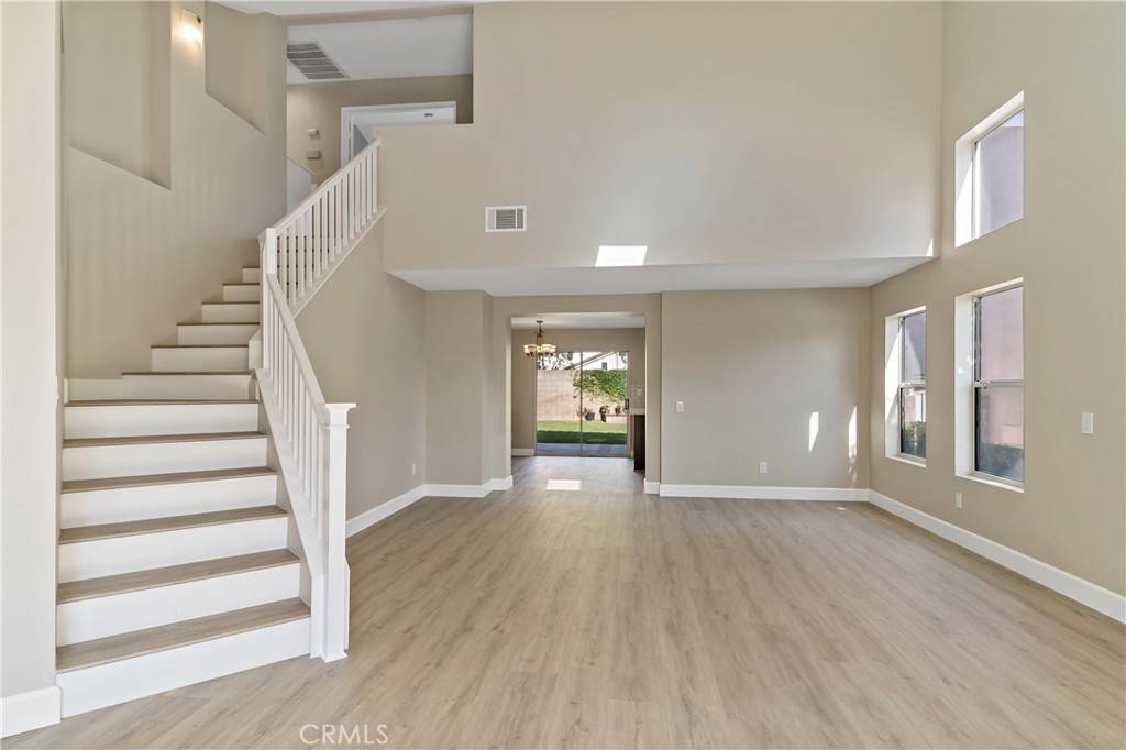 Azusa, CA 91702,1856 Mirador DR
