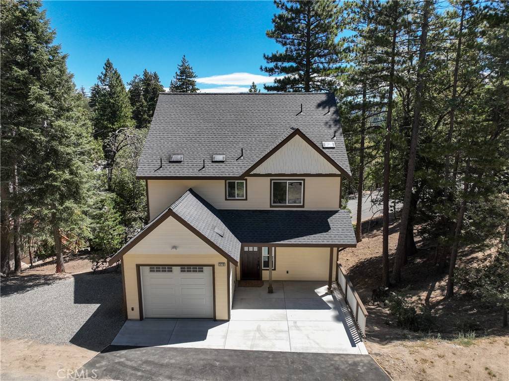 Lake Arrowhead, CA 92391,370 Auburn DR