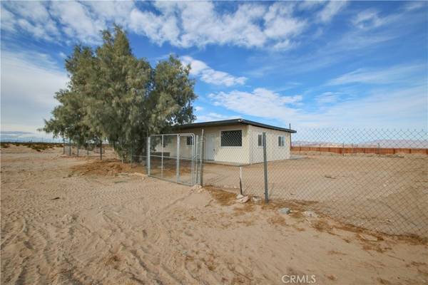 6391 Zircon AVE, 29 Palms, CA 92277