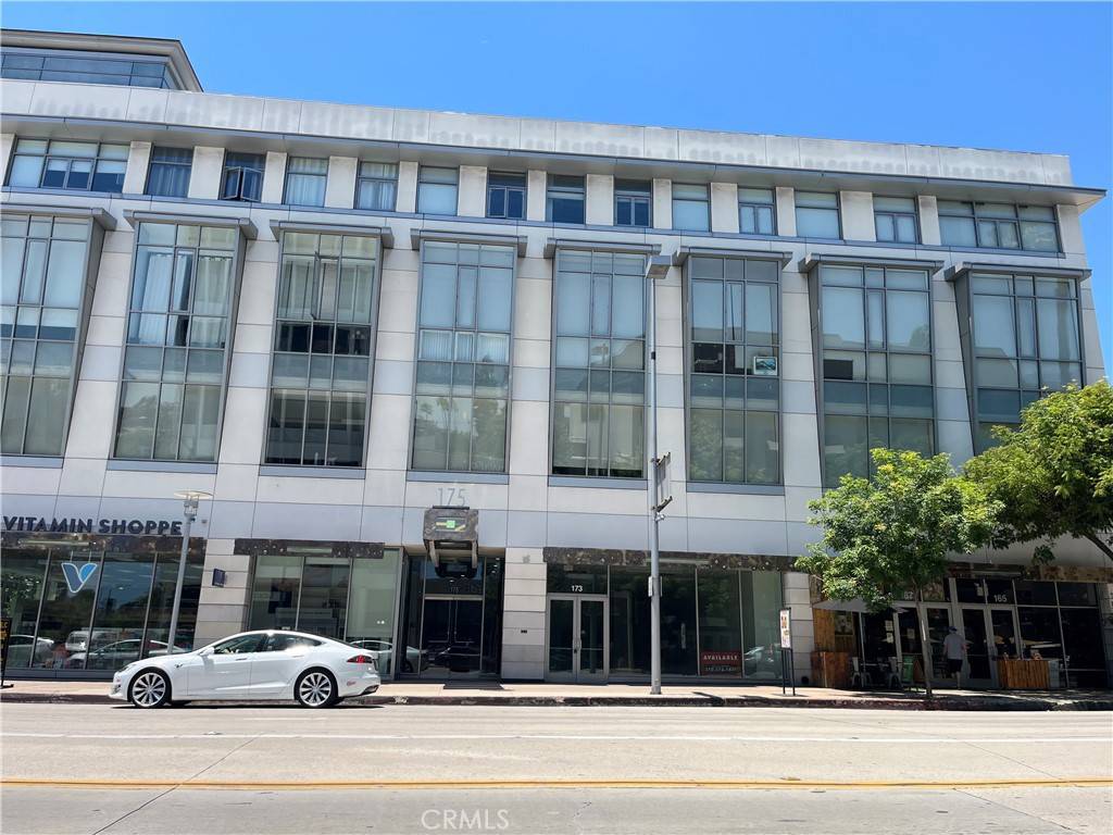 Pasadena, CA 91101,175 S Lake AVE #304