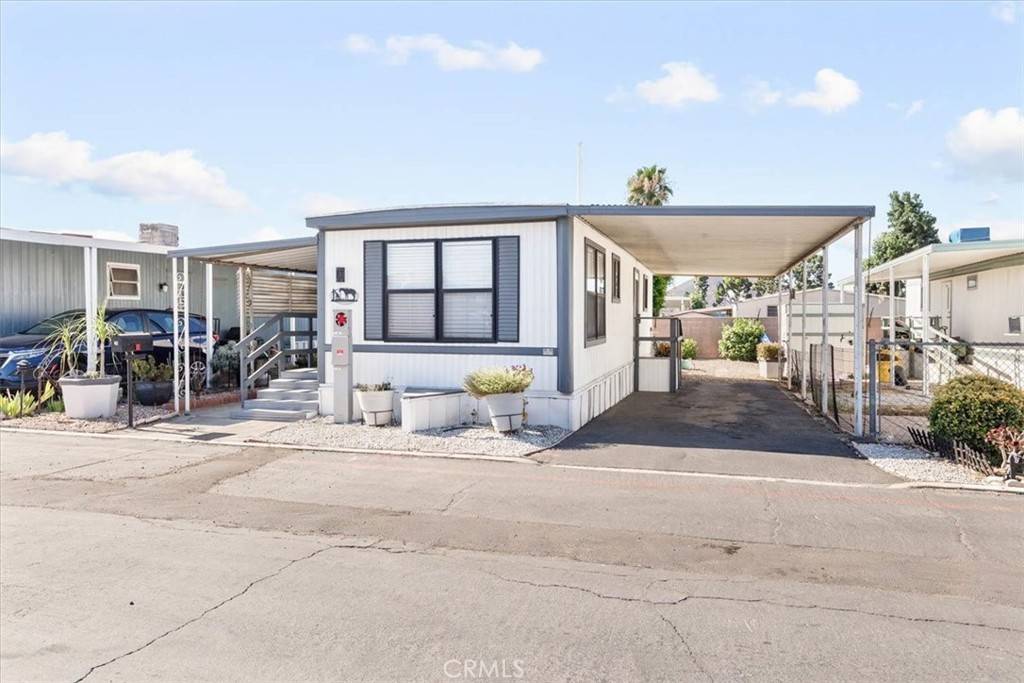 Bloomington, CA 92316,17455 Marygold AVE #26