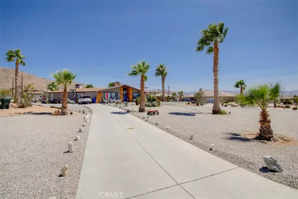 17025 Joshua RD, Apple Valley, CA 92307