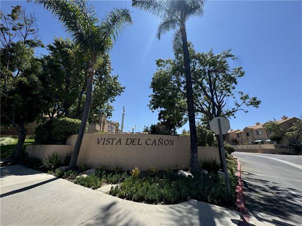 18814 Vista Del Canon #B, Newhall, CA 91321