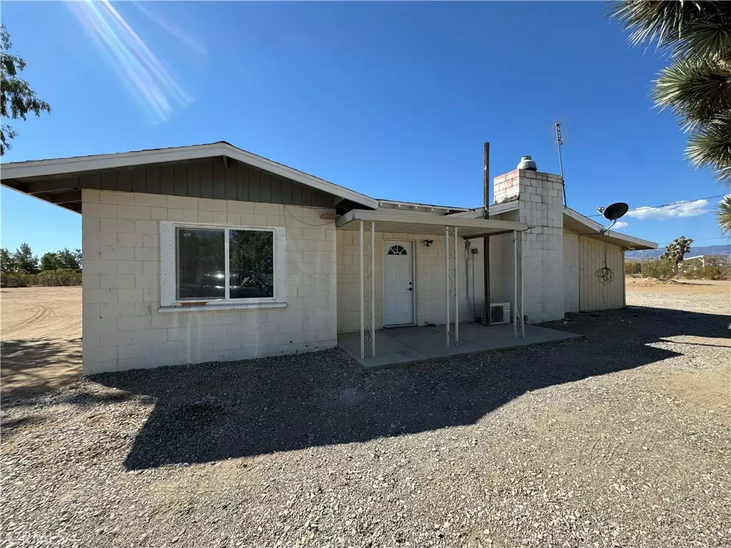 Phelan, CA 92371,11720 Alta Mesa RD