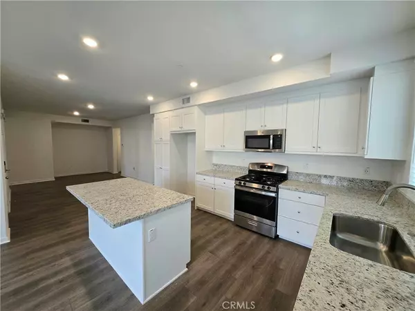 Ontario, CA 91764,4152 E Axis Privado #101