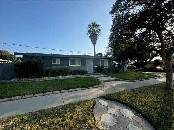 Glendora, CA 91740,832 S Prospero DR