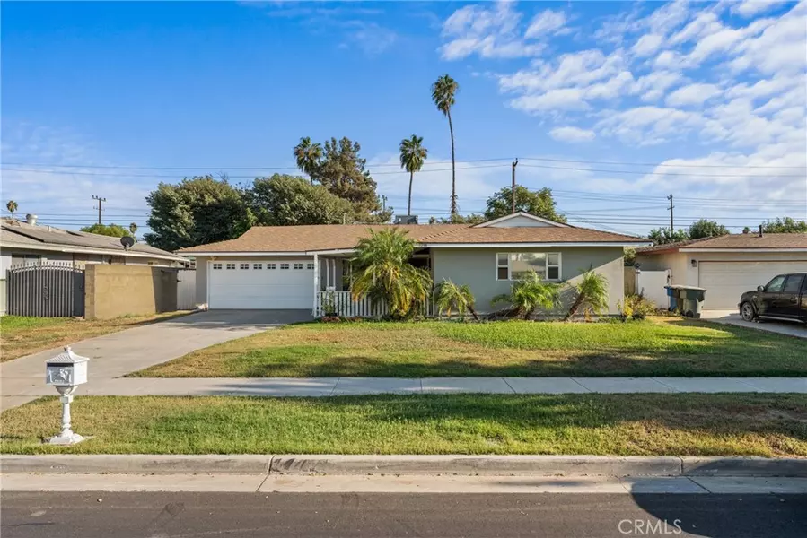 8798 Glencoe DR, Riverside, CA 92503