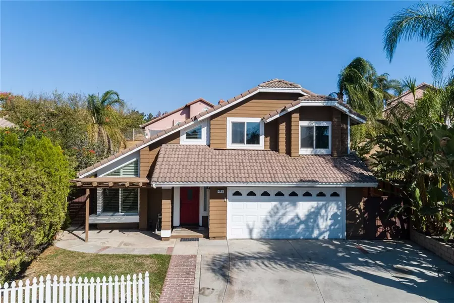 445 Yellowstone CIR, Corona, CA 92879