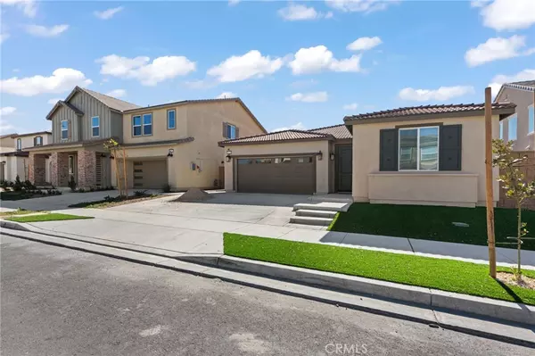 16721 Mistletoe Lane, Fontana, CA 92336