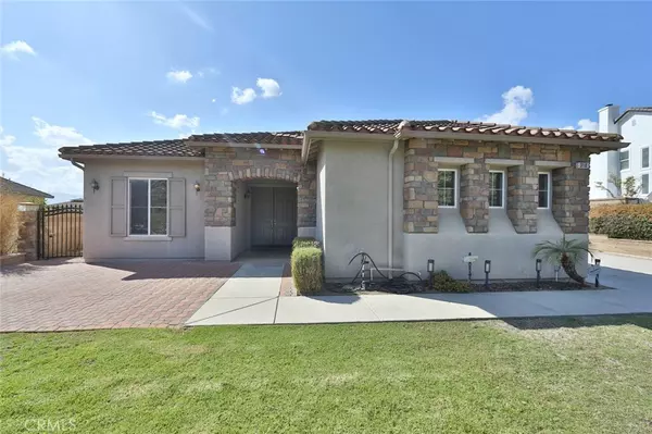 310 Oldenburg LN, Norco, CA 92860