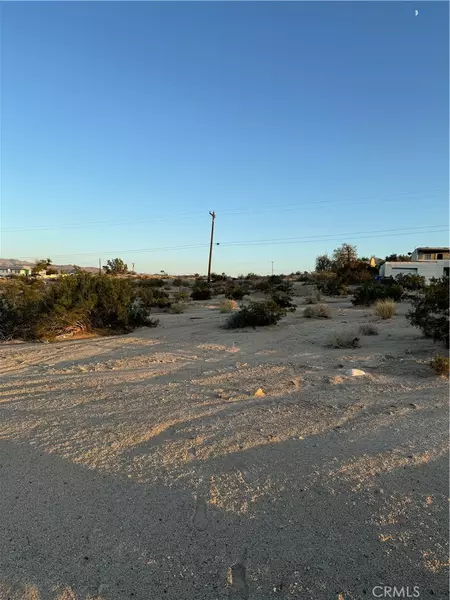 0 2 Mile RD, 29 Palms, CA 92277