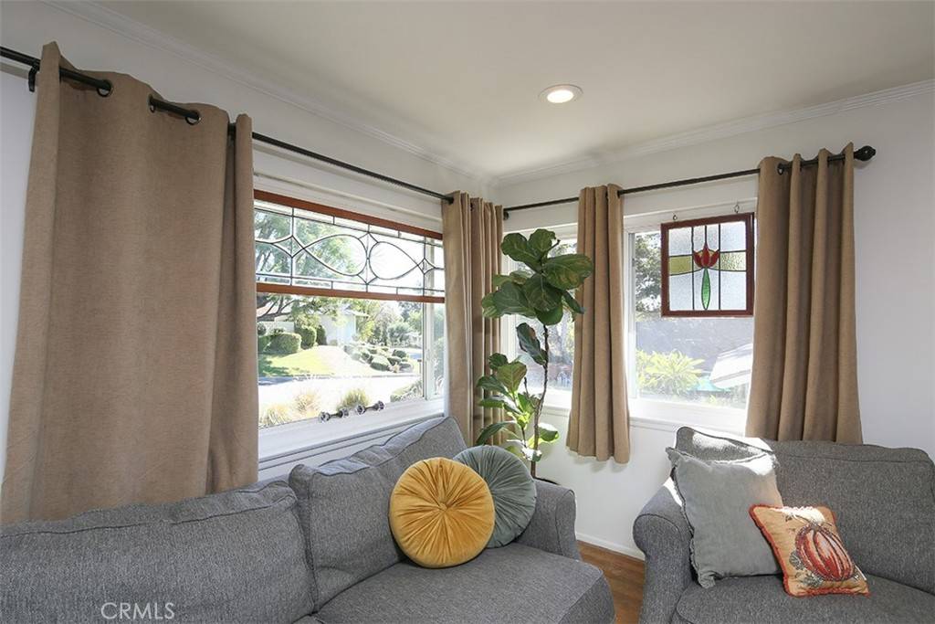 Monrovia, CA 91016,439 Crestview PL