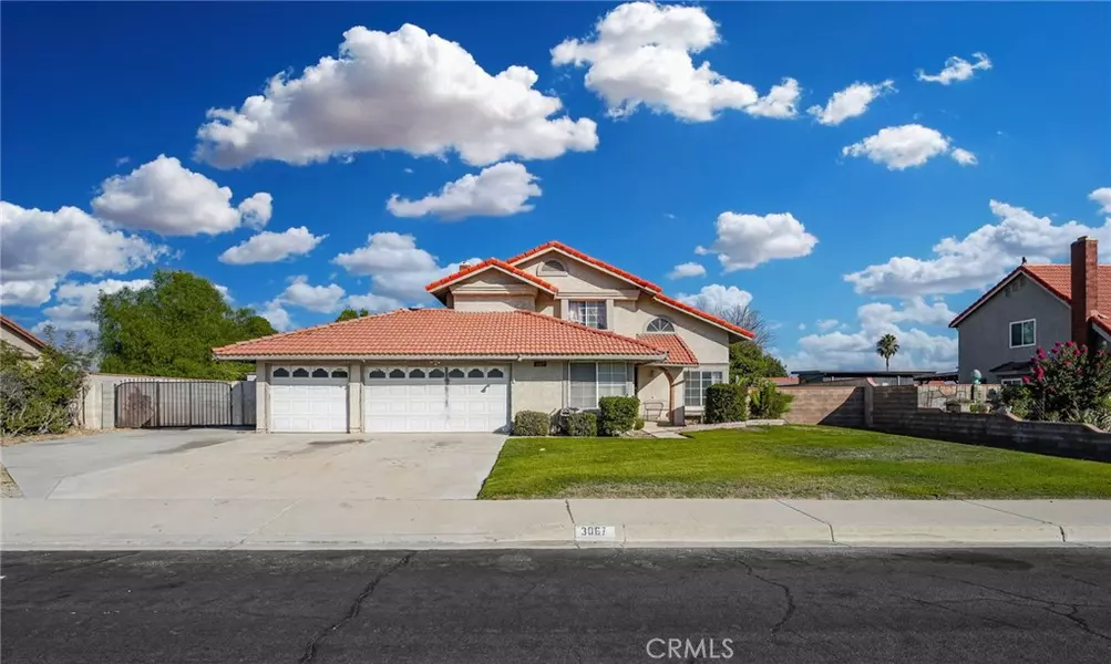 3067 N Cedar AVE, Rialto, CA 92377