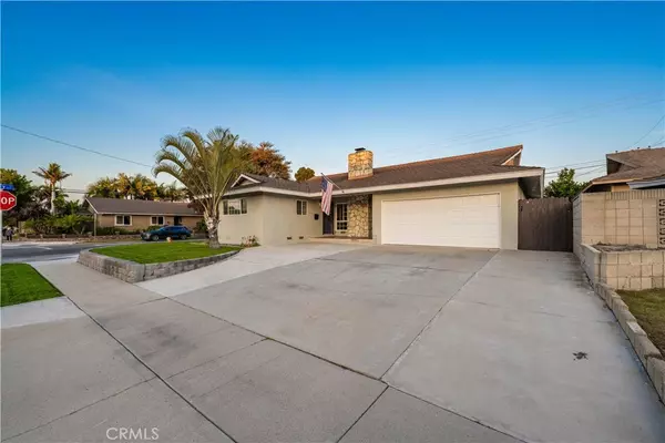 Huntington Beach, CA 92647,16412 Rhone LN