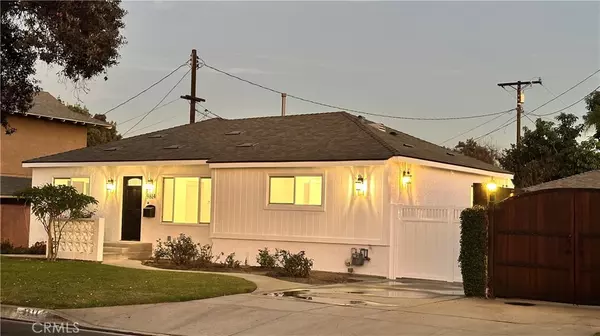 Downey, CA 90240,9814 Parrot AVE