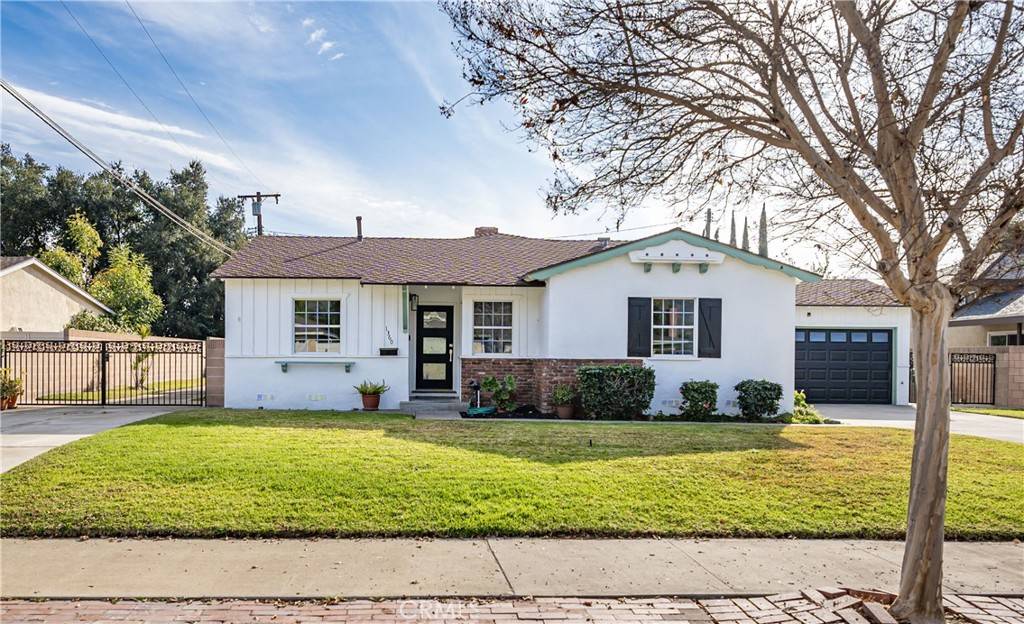 1360 E Cypress AVE, Glendora, CA 91741