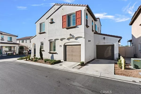 San Bernardino, CA 92408,1934 S Apple Tree WAY