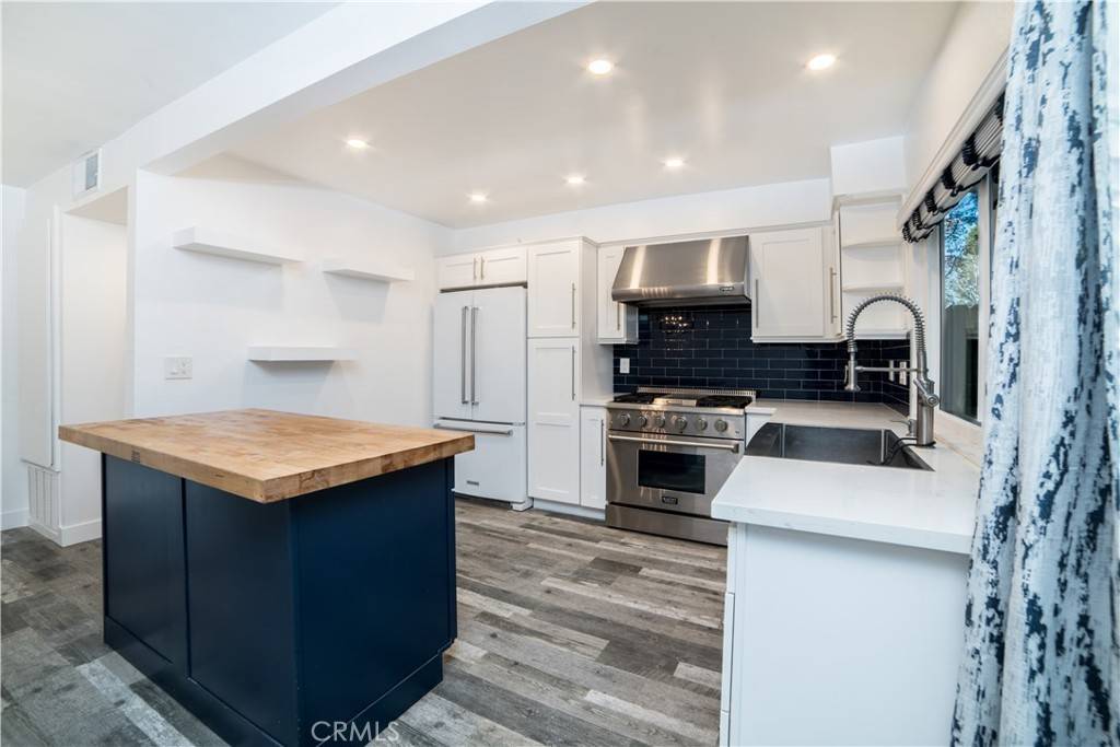 San Dimas, CA 91773,736 Smokewood LN