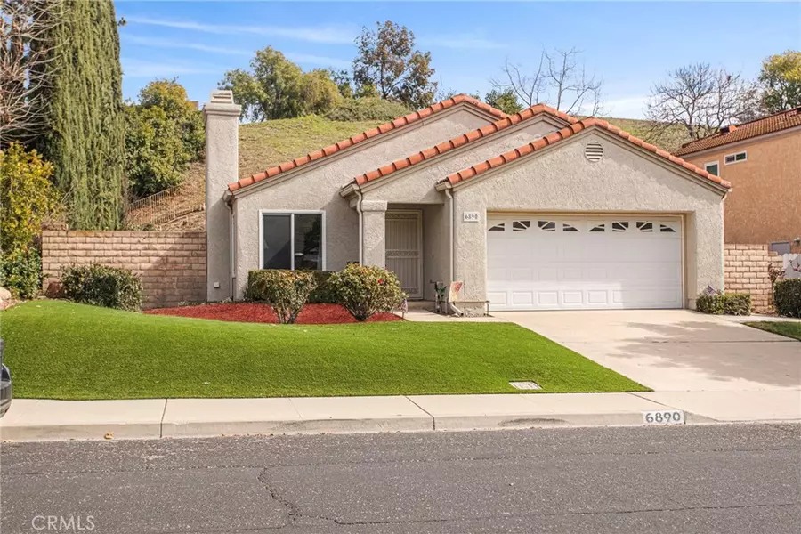 6890 Pecan AVE, Moorpark, CA 93021