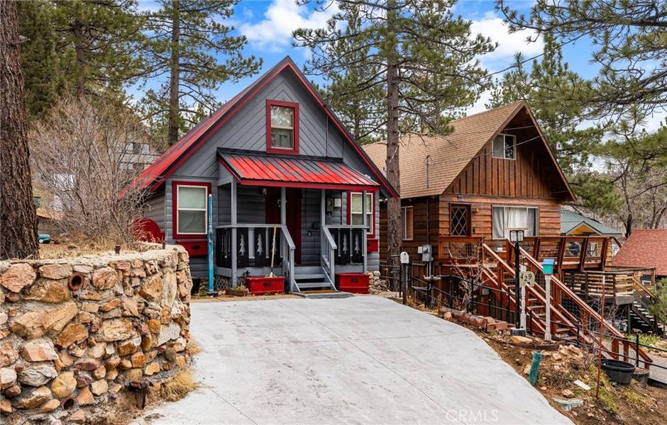 429 Dixie LN, Big Bear Lake, CA 92315