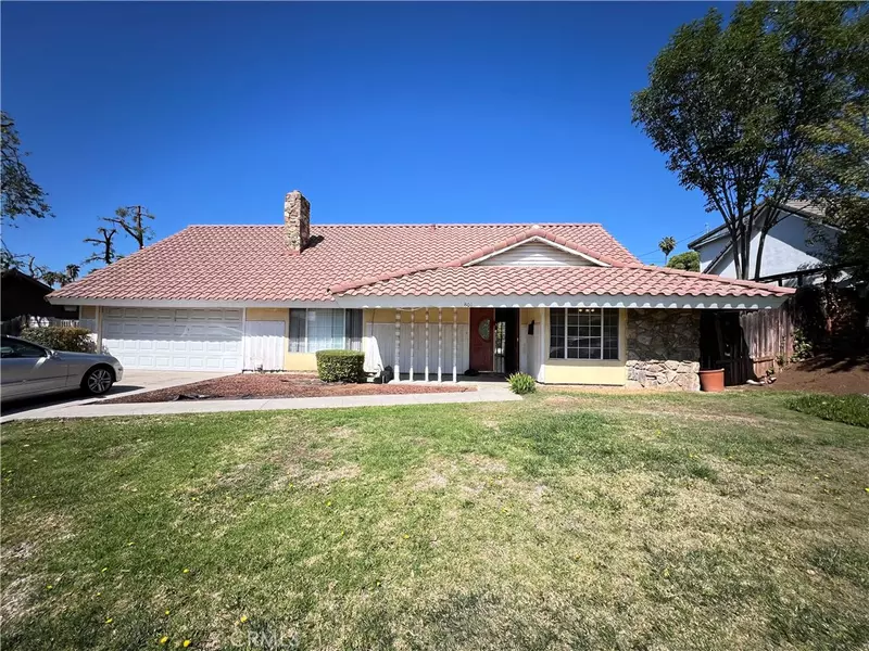 801 Navajo DR, Riverside, CA 92507