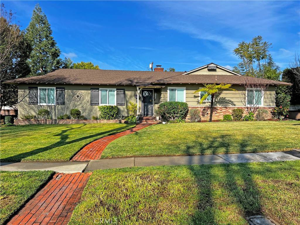 1423 N 1st AVE, Upland, CA 91786